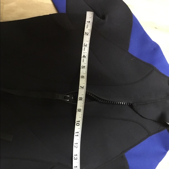 O brien neoprene wet suit back zipper, men’s small - Picture 2 of 8